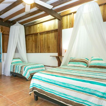 La Kukula Lodge Puerto Viejo de Talamanca Exterior photo